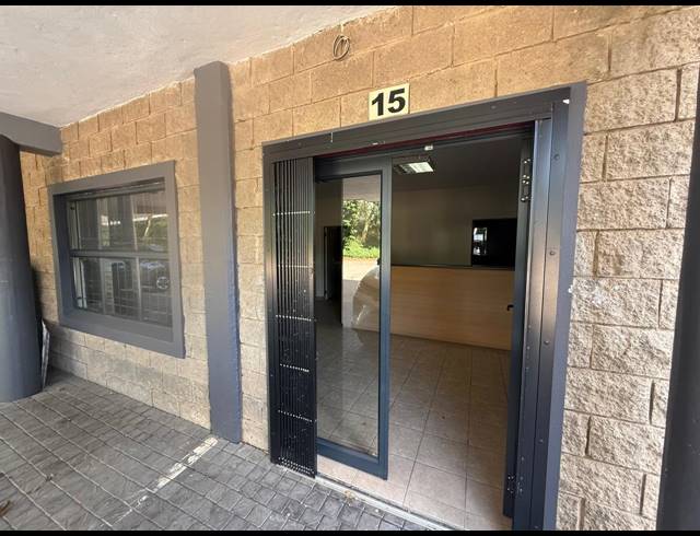 284M² INDUSTRIAL YARD FOR SALE IN SHAKAS HEAD